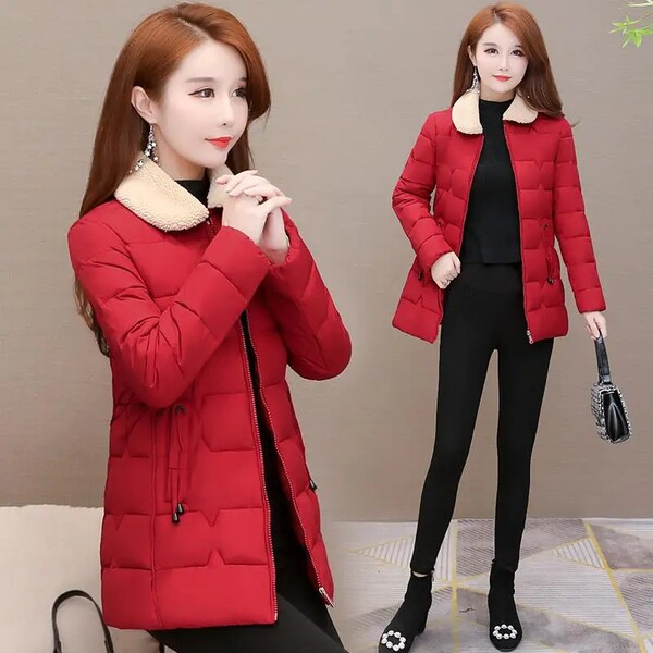 Nappali női kabát tollas gallérral