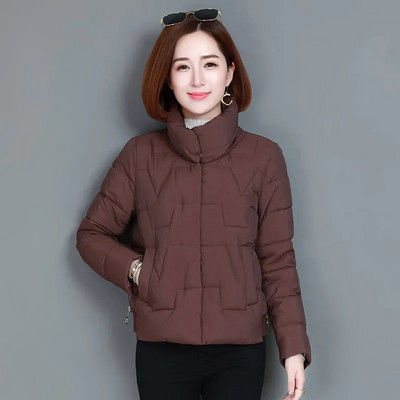 Γυναικείο κοντό μπουφάν με ψηλό γιακά