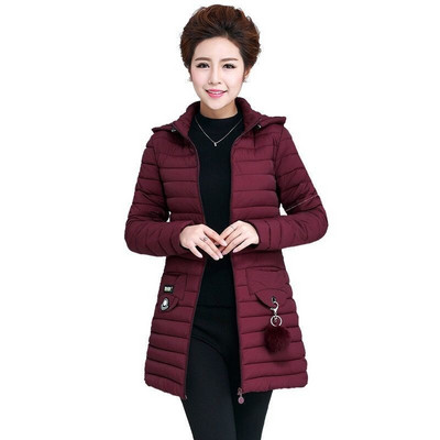 Női alkalmi kabát kapucnival és emblémával