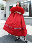 Hosszú női téli kabát fűzővel és kapucnival