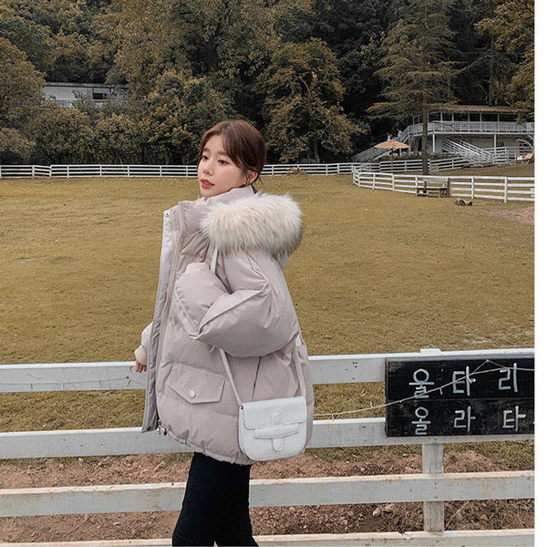 Női bomber kabát kapucnival és cipzárral