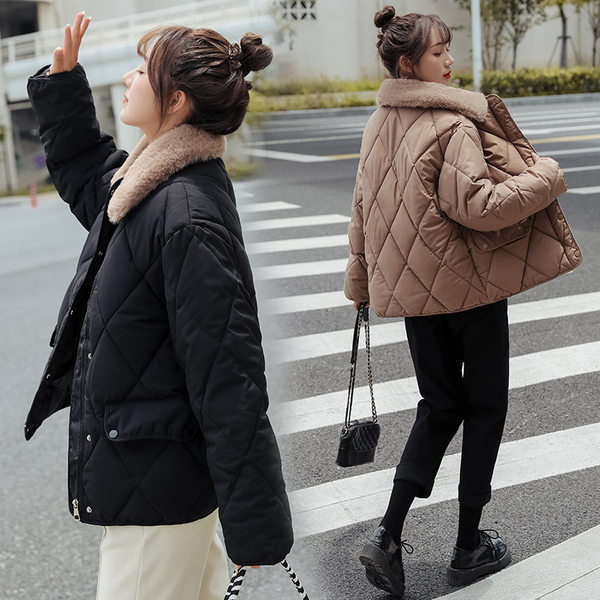 Rövid őszi-téli kabát steppelt hatással