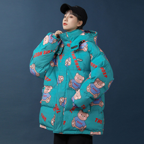 Széles modell női kabát rátéttel