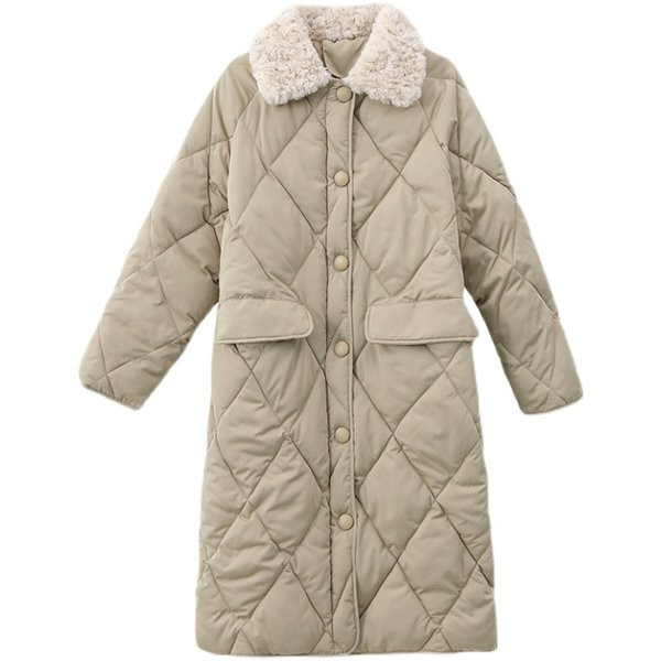 Hosszú női téli kabát, klasszikus gallérral