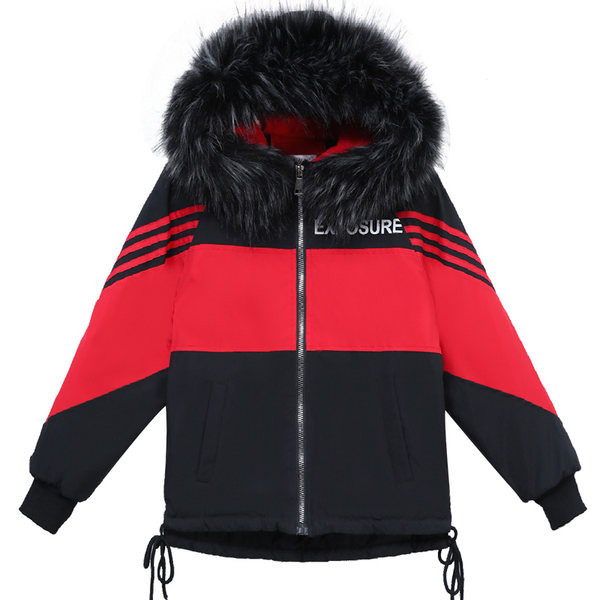 Rövid női téli kabát pehely kapucnival