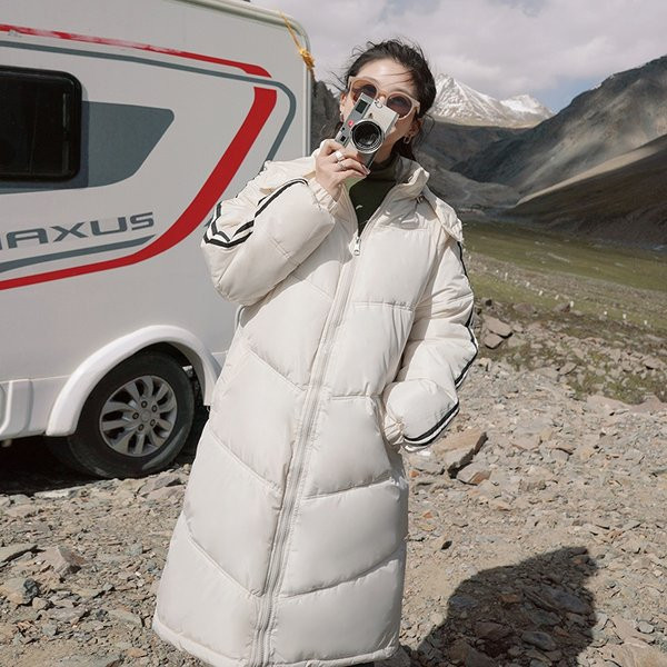 Új modell női hosszú téli kabát kapucnival