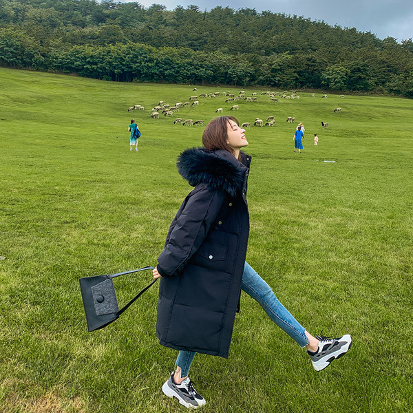 Geaca de iarna de dama model larg cu puf pe gluga