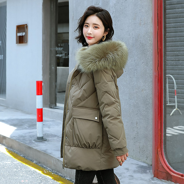 Jachetă de puf actuală cu glugă