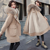 Geacă de iarnă pentru femei cu glugă în puf și căptușeală caldă