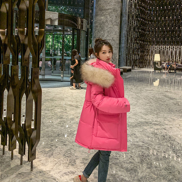 Stílusos női kabát széles modell pehelytal és kapucnival