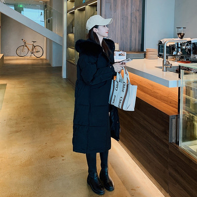 Hosszú női téli kabát, széles gallérral