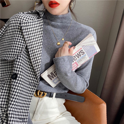 Модерен дамски втален пуловер с поло яка 