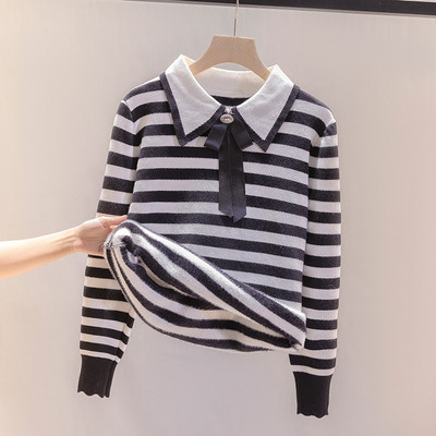 Топъл пуловер с подплата и класическа яка