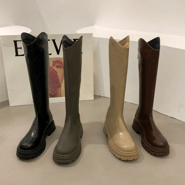 Нов модел дамски кожени ботуши с груба подметка