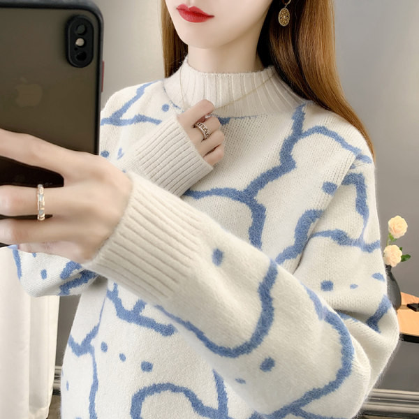 Дамски плътен пуловер за зимата с поло яка