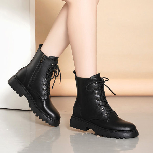 Модерни дамски боти от еко кожа в два модела с връзки