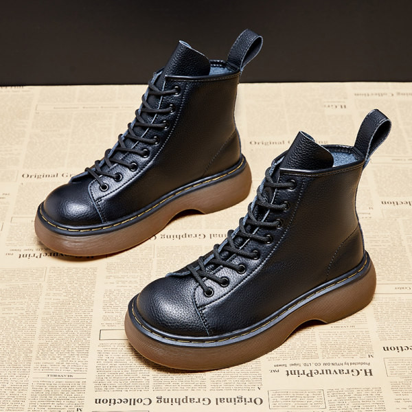 дамски боти тип кубинки с масивна подметка