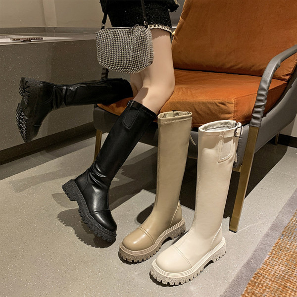 Дамски ботуши с груба подметка - еко кожа