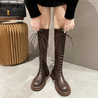 Модерни дамски боти до коляното с връзки