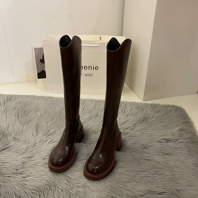 Дамски кожени ботуши с дебел 4см ток