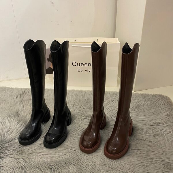 Дамски кожени ботуши с дебел 4см ток