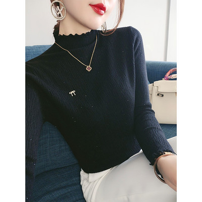 Модерна дамска блуза с ниска яка в бял и черен цвят