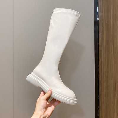 Нов модел ботуши с цип - от еко кожа