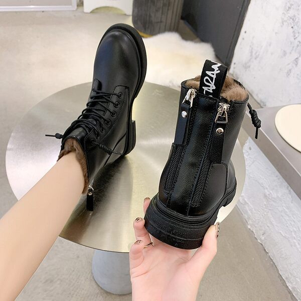 Дамски боти от еко кожа с топла подплата и връзки  