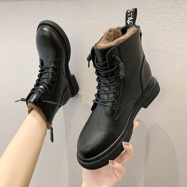 Дамски боти от еко кожа с топла подплата и връзки  