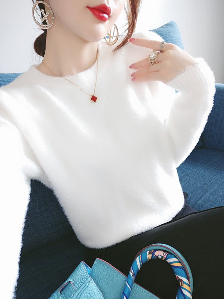 Γυναικείο μονόχρωμο πουλόβερ με στρογγυλή λαιμόκοψη