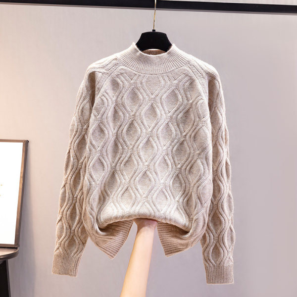 Ζεστό χειμωνιάτικο πουλόβερ με μεγάλη πλέξη