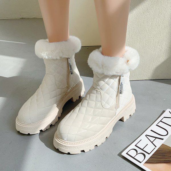 Дамски зимни боти от капитонирана еко кожа с пух