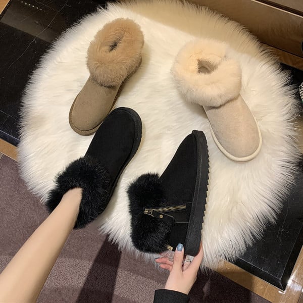 Дамски зимни боти с цип и пух