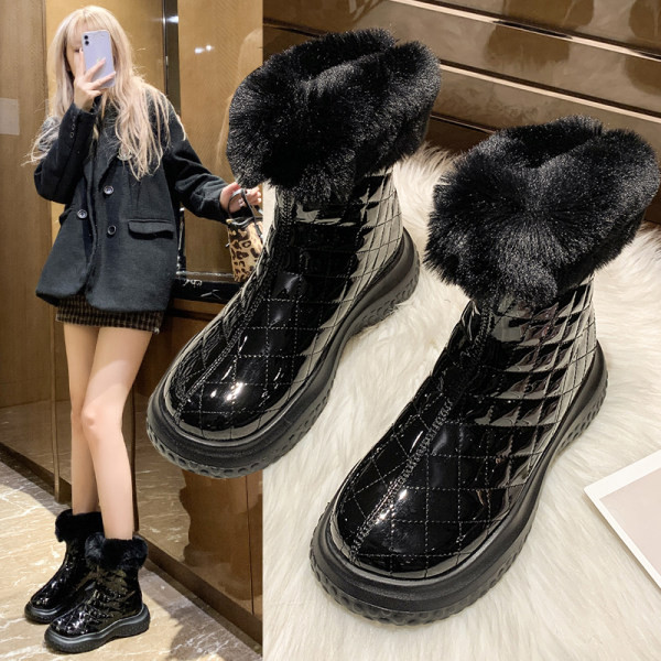 Дамски боти от капитонирана еко кожа и пух