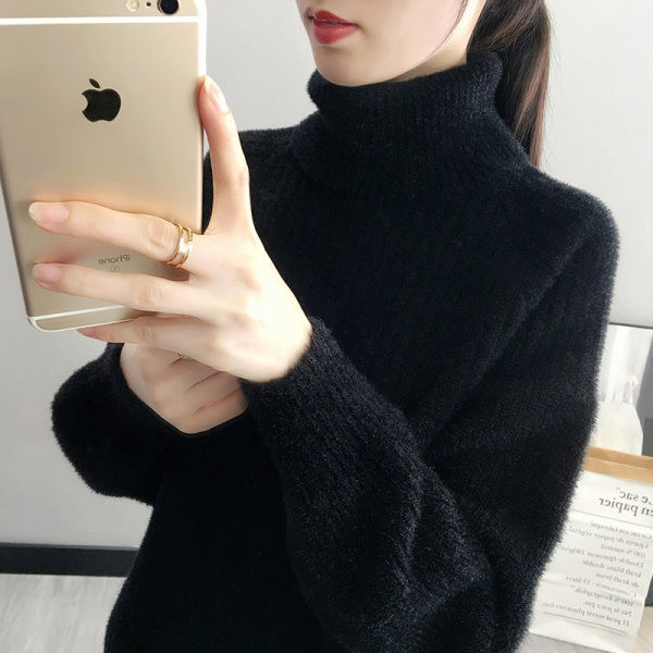 Нов модел пухен пуловер с висока яка