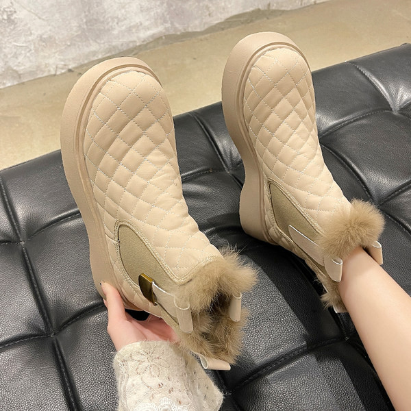 Нов модел боти от еко кожа с пух