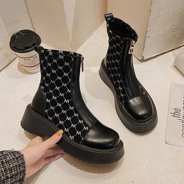 Модерни дамски боти с масивна подметка и цип