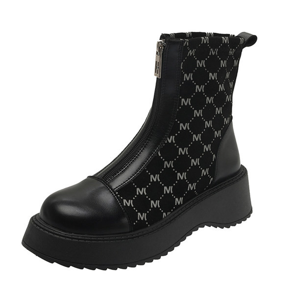 Модерни дамски боти с масивна подметка и цип