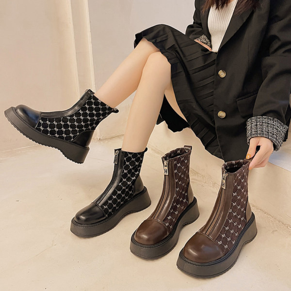 Модерни дамски боти с масивна подметка и цип