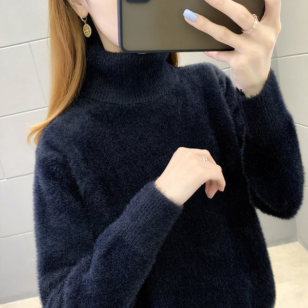 Κομψό γυναικείο απαλό πουλόβερ με ψηλό γιακά