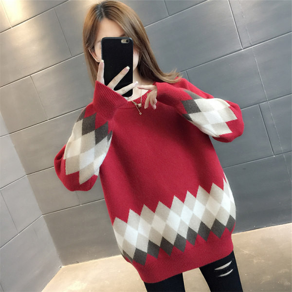 Κομψό γυναικείο πουλόβερ φαρδύ μοντέλο με οβάλ λαιμόκοψη