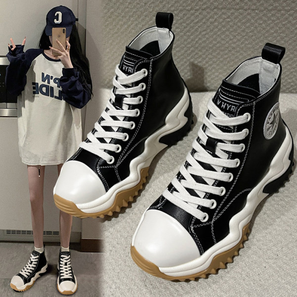 Спортни дамски боти от изкуствена кожа