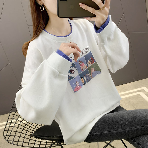 Дамска блуза с обло деколте и щампа