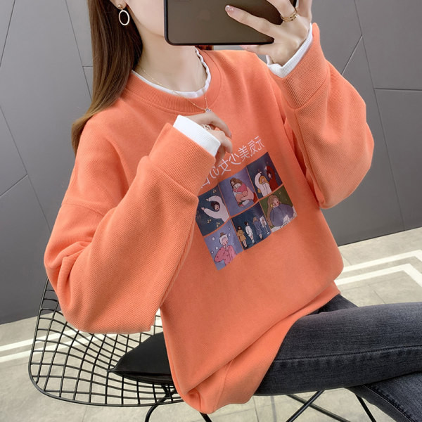 Дамска блуза с обло деколте и щампа