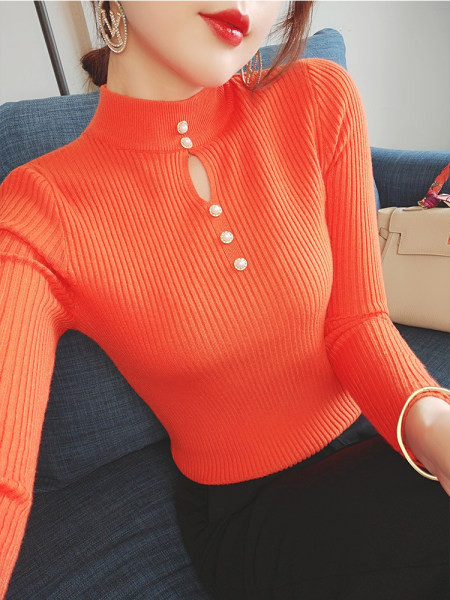 Дамско поло рипс с декоративни копчета-перли