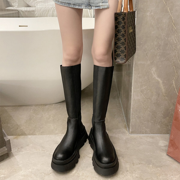 Нов модел дамски зимни боти от еко кожа с груба подметка 5.5см