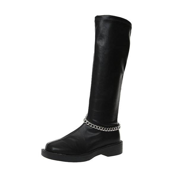 Квадратен модел дамски боти и ботуши с метална верижка