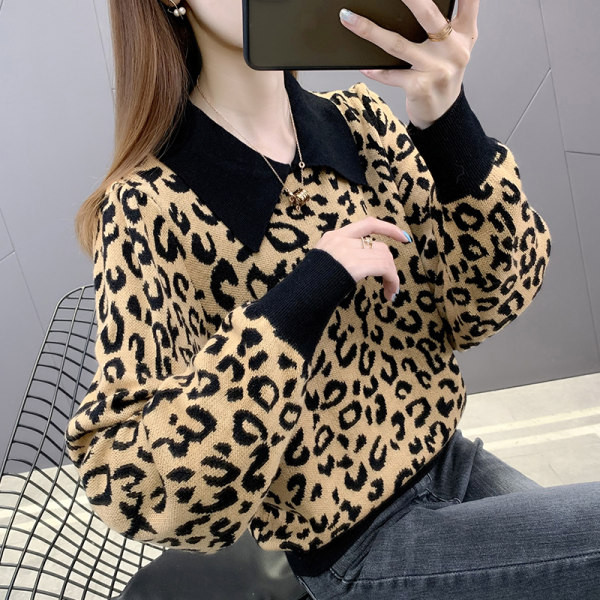 Μοντέρνο γυναικείο πουλόβερ με φαρδιά μανίκια και animal print
