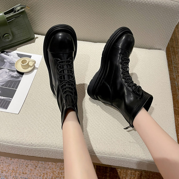 Alkalmi eco bőr csizma fűzős két színben