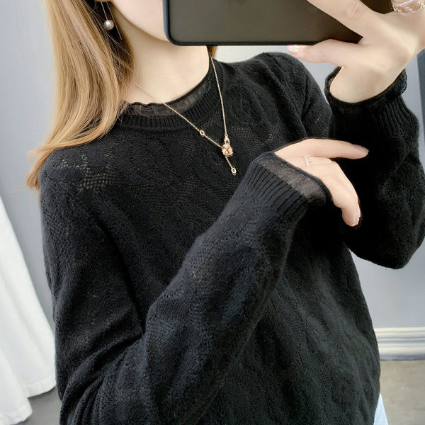 Női pulóver alacsony gallérral